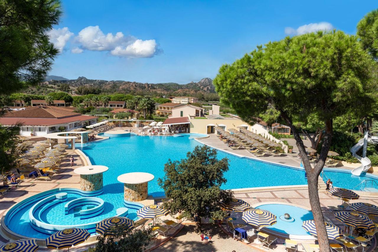 Tirreno Resort 칼라리베로토 외부 사진